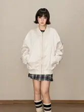 レトロデザイン フリル付き ボンバージャケット【春秋用・女性・ゆったりフィット・ショートタイプ】