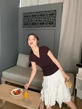 pusumede ホワイト 不規則デザインスカート【フリル付き・ミディ丈・女性用】