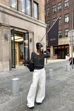 極上の柔らかさ！シンプルなラウンドネックウールニットセーター【長袖・秋冬用】