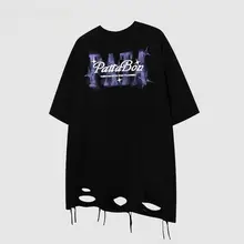 オーバーサイズのラウンドネック半袖Tシャツ【ユニセックス・デザインダメージ・ストリートスタイル】