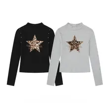 アメリカンスタイルのヒョウ柄と星刺繍の長袖Tシャツ【ハイネック・スリムフィット・春用】