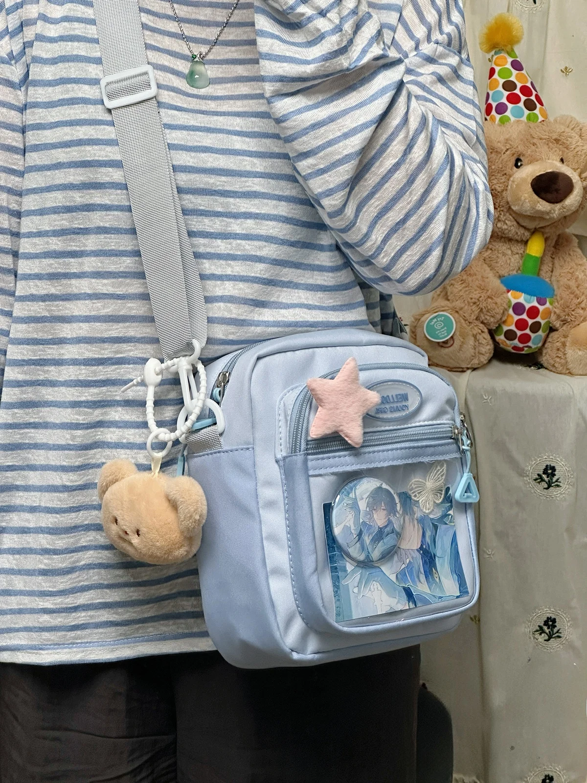 かわいい二次元スタイルのスマホショルダー：おしゃれで実用性のある女性向け小方包