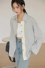 バイカラー縞模様の長袖シャツ【ゆったりしたフィット・重ね着対応・春用】