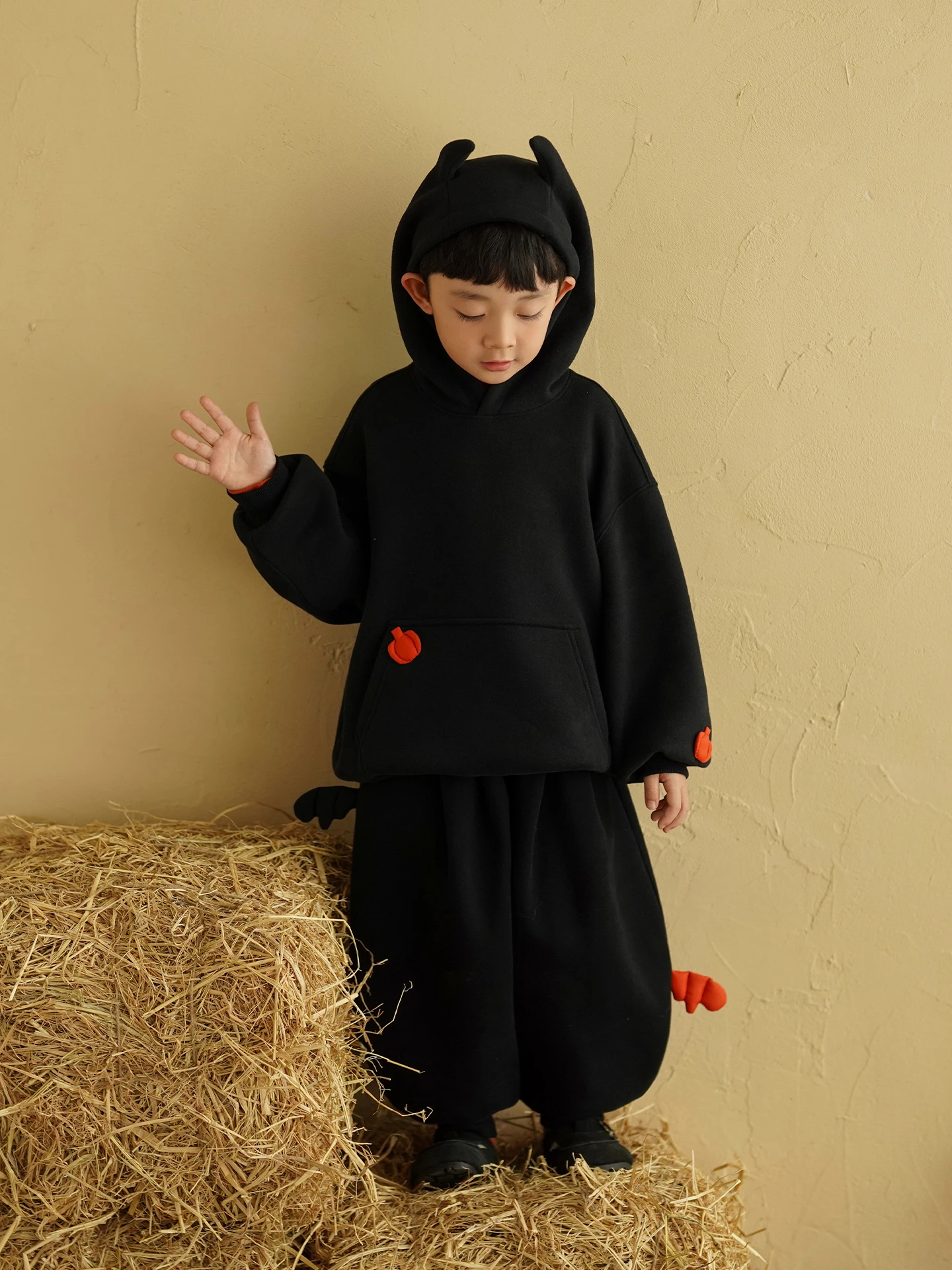 子供用ハロウィンフード付きパーカー：森系落肩袖で冬の仮装に最適な暖かさを実現