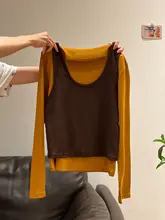 秋冬用長袖Tシャツとマルチカラーのベスト【スリムフィット・女性用・重ね着スタイル】（セットアップ対応）