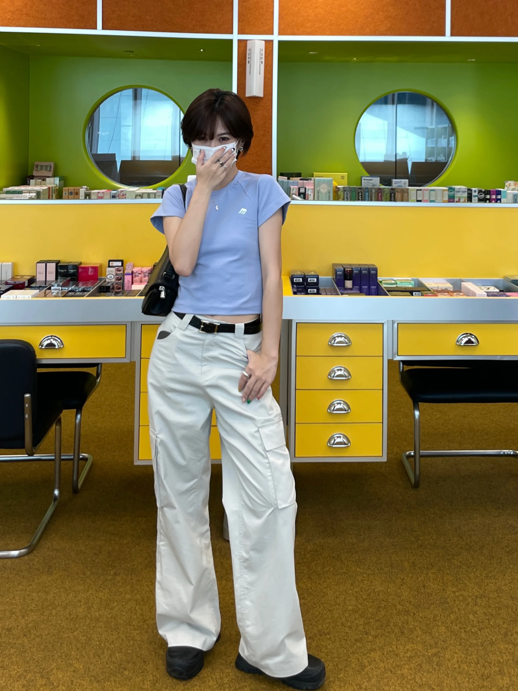 カーゴパンツ コーデ レディース 振り返りガイド｜抗しわ機能とフレアデザインの実用性