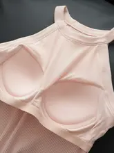 肩ひもの美しいデザイン！レディースショートタンクトップ【ブラトップ・夏用・スタイリッシュ】