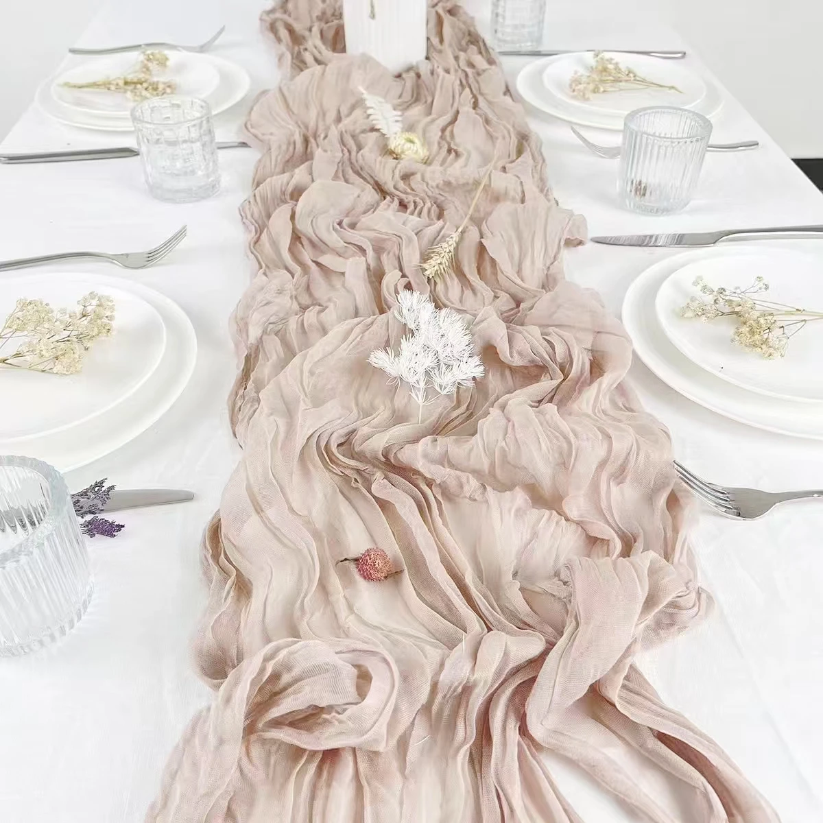 華やかで高級感ある新中式テーブルクロス：誕生日・パーティー用のシワ加工デザインを徹底解説