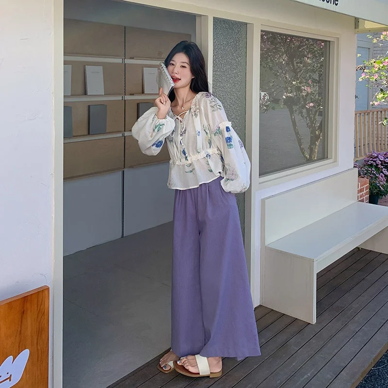 夏用紫系コーディネート：デザインシャツとワイドパンツのセットアップ対応