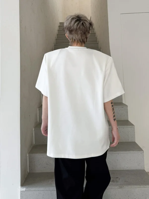カットオフ tシャツをどう選ぶ？デザイン性と実用性のバランスが鍵になる