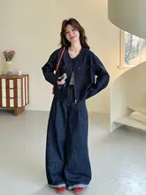 深い青色のデニムクルーネックカジュアルジャケットとワイドパンツ（セットアップ対応）