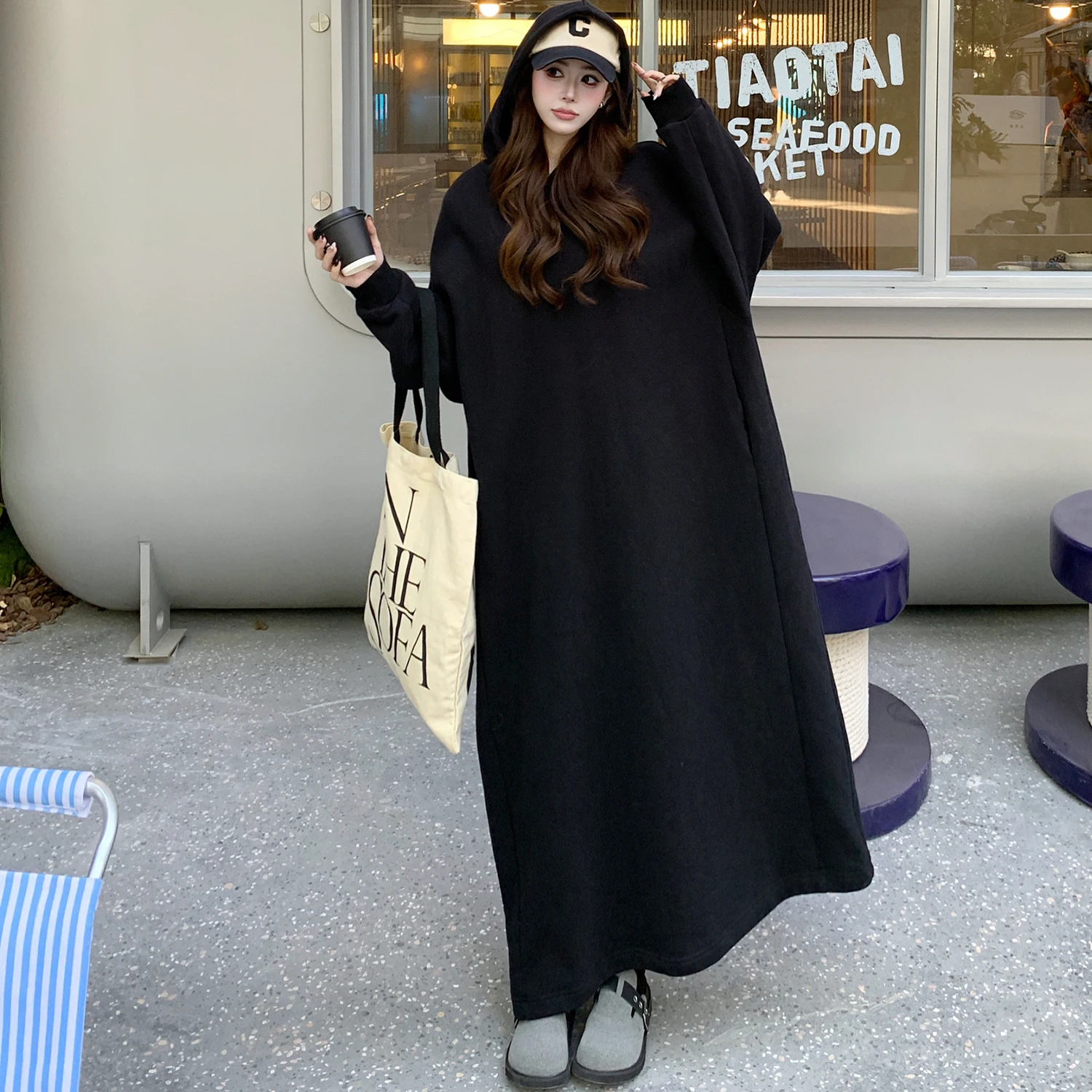妊婦の冬、どんなワンピースが安心で暖かく過ごせるの？