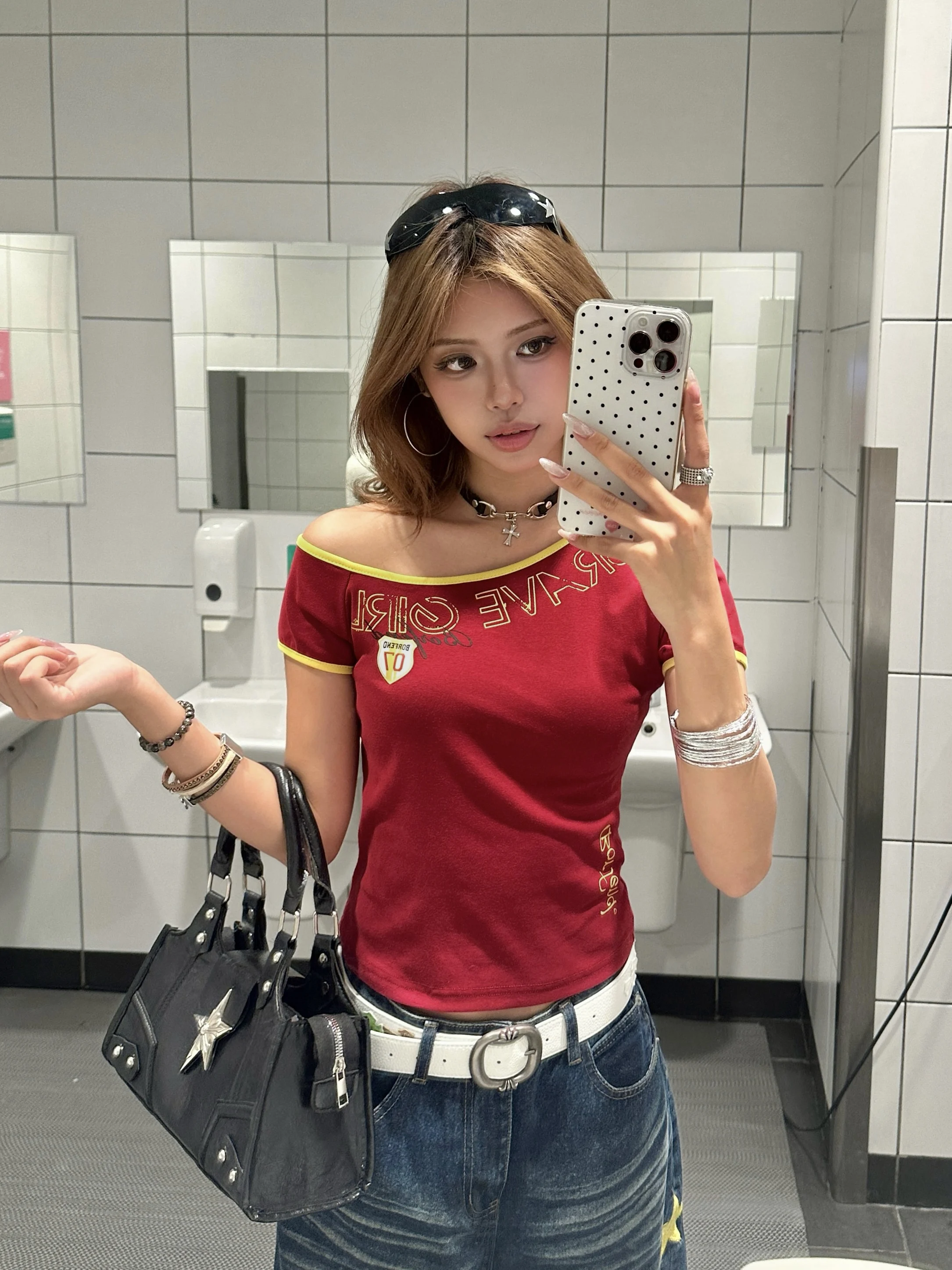 20代の流行りファッションで迷ったら、この1枚が救う！？