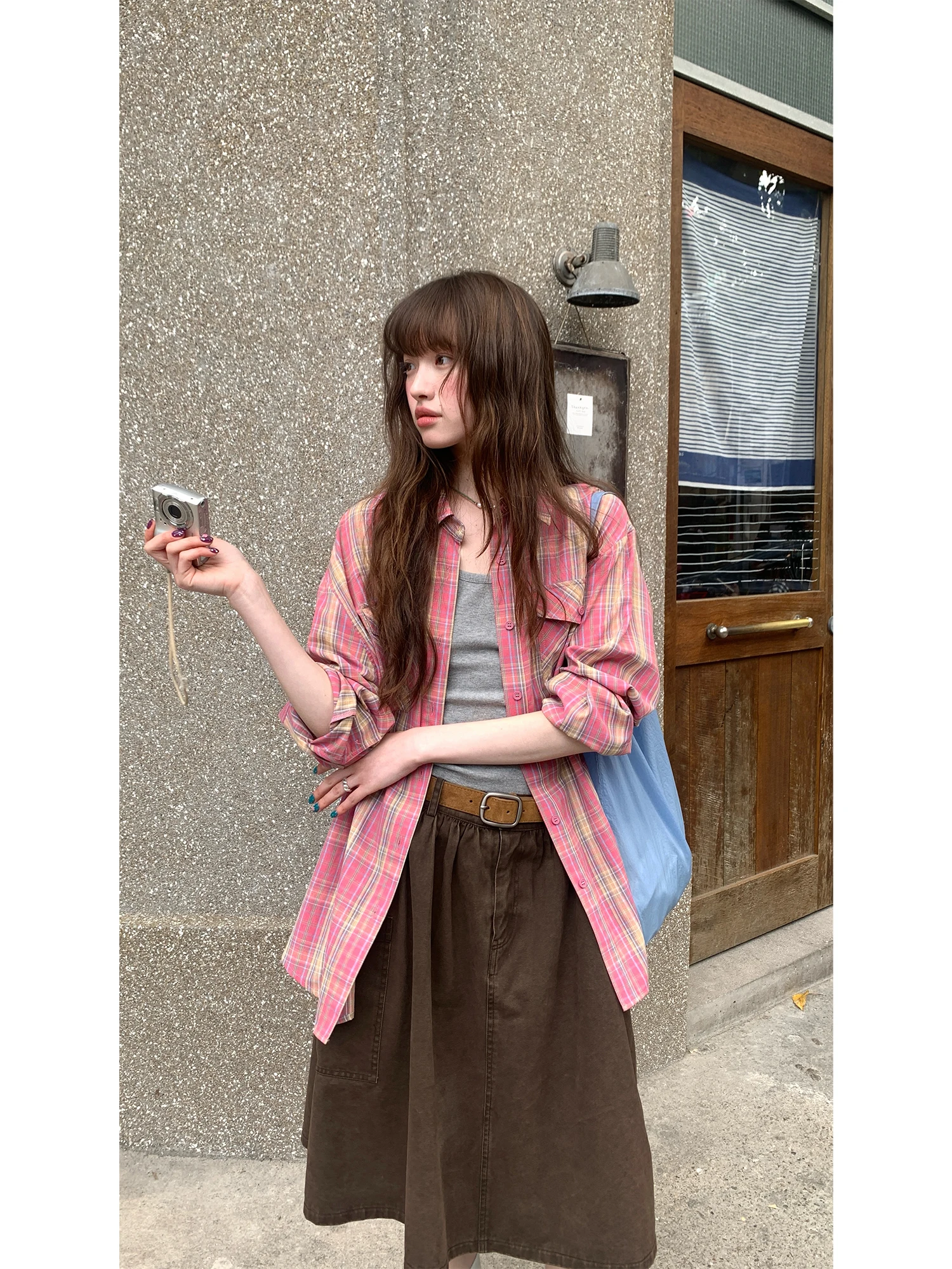 大学生らしいファッションでフェミニンコーデをどう選ぶ？