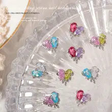 カラーのハート型デザイン ネイルアート飾り【立体的な水滴風・白鹅绒付き】