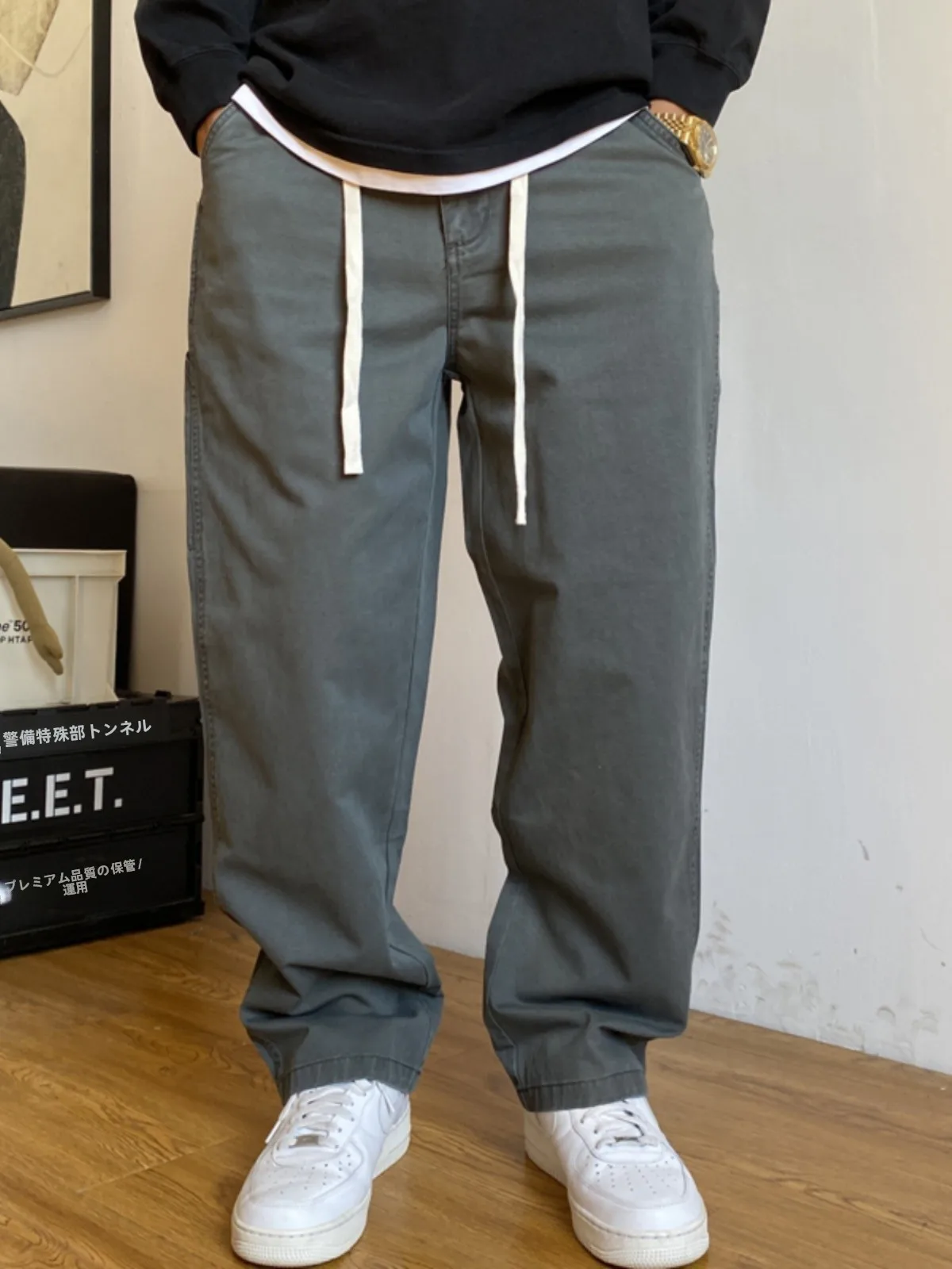カーゴパンツ メンズ コーデ 完全ガイド｜通勤・レジャーに活かす選び方と色使い