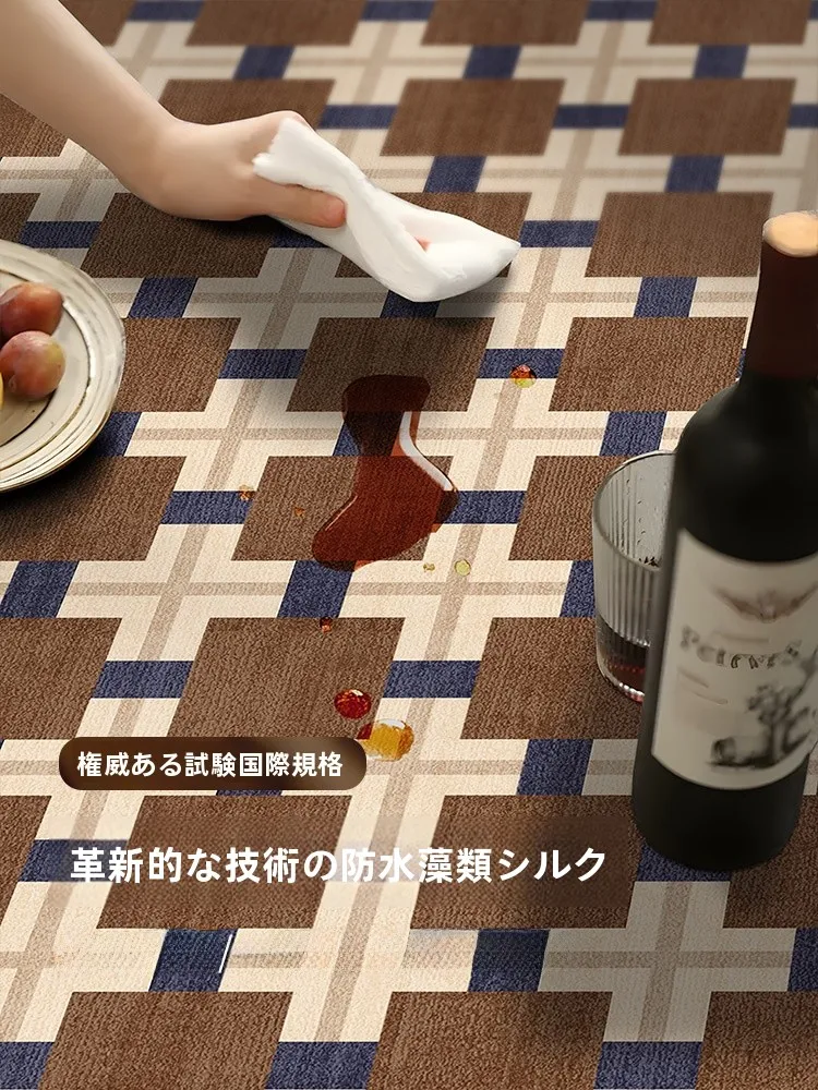 リビング オットマンだけ どんなものがあるの？その答えは、静かで高級感のある「免洗中古風ラグ」にあり