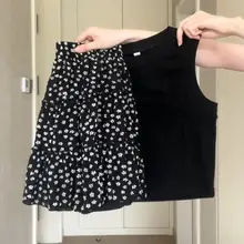 黒い花柄のリトルブラックスカート【夏用・Aライン・極上の柔らかさ】（セットアップ対応）