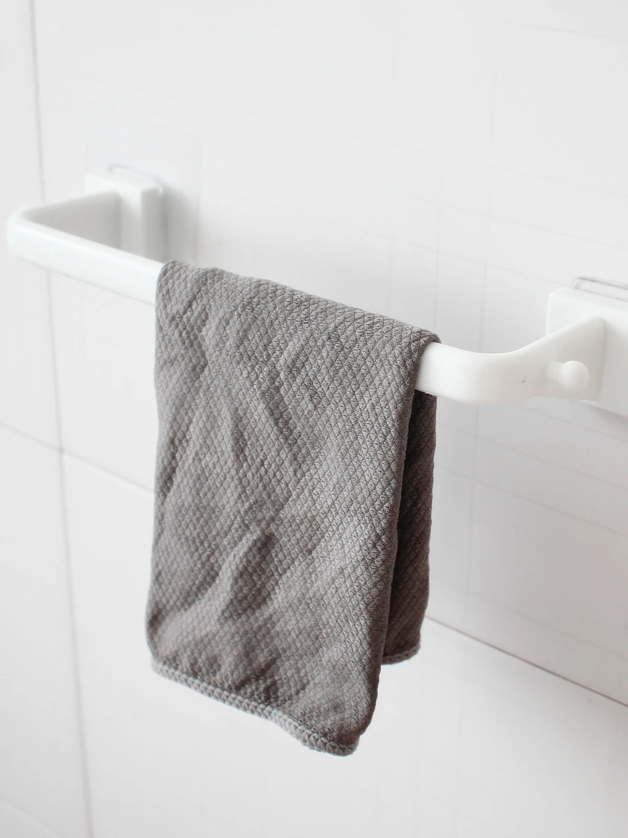 DIYトイレットペーパーホルダー アパート壁掛け用の収納ラックの実用性と設置方法