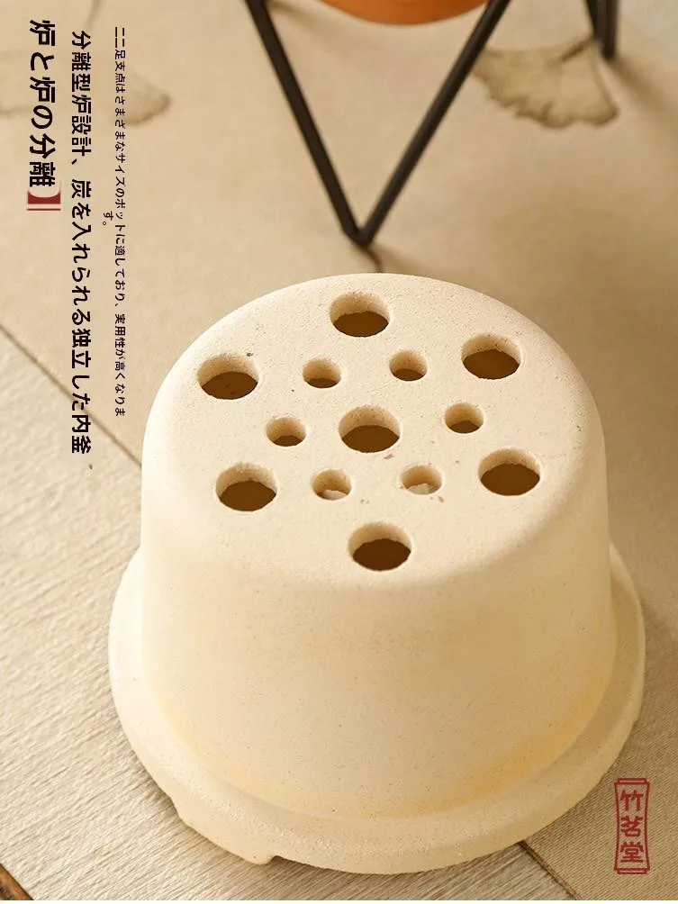 複数回使える安い焚き火台を選 ぶには？実は「粗陶製の炭炉」が意外に最強だった