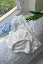 白いバラのデザインの女性用三角パンツ【全棉・薄手・夏用】