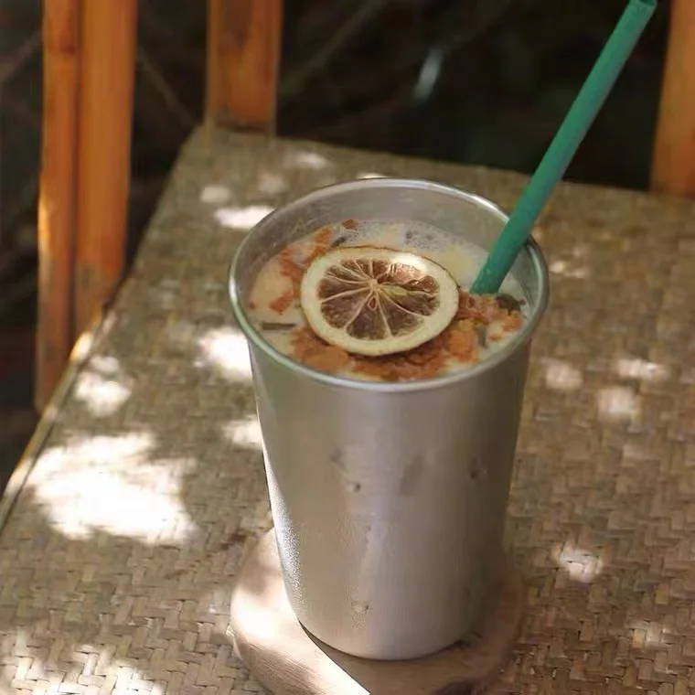 コップ飲みマグを選ぶときに迷うのは、なぜ？