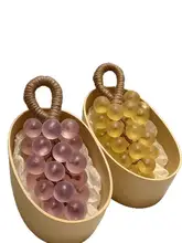 水晶ぶどうの香りの石鹸【手作り・贈り物・誕生日ギフト・アロマオイル使用】