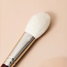 メイクブラシ チークブラシ ファンデーションブラシ ウール ふんわり 肌当たりが優しい マルチ H17