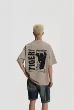 ジャングル虎デザインのストリートグラフィック半袖Tシャツ【個性的・コットン100%】