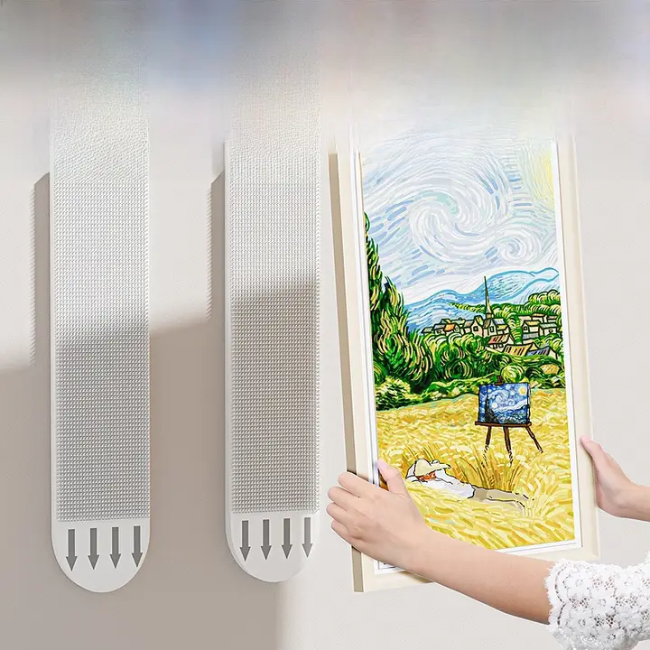 強力なフック付きの絵画用壁掛けセット【油絵・水彩画対応・穴あけ不要・3個入り】
