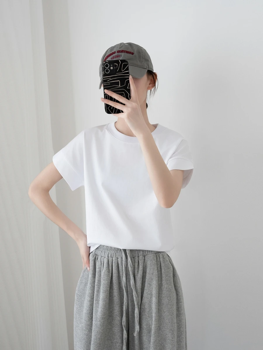 大人可愛い服 40代コーデ 完全ガイド｜質感と色のバランスで自然な可愛さを実現