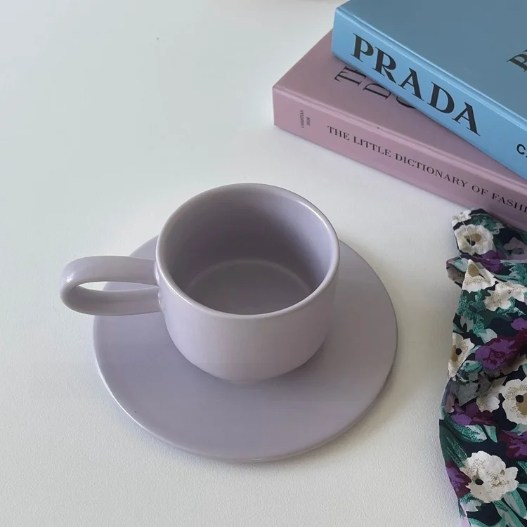 モダンデザインの陶器マグカップ：香芋紫とカフェオレボウル付きの使い方と特性