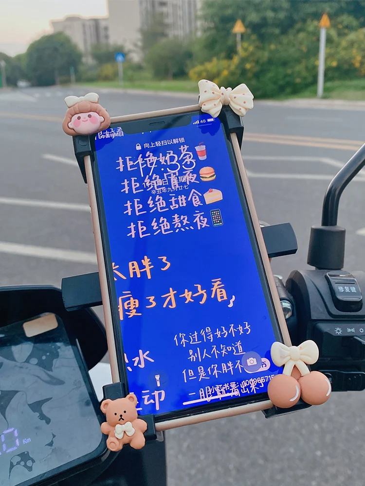 自転車・バイク用スマホホルダー：後方ミラー取付可の可愛いデザインモデル