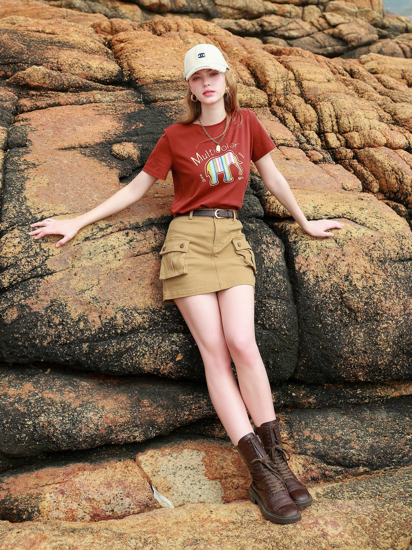 大きな象のデザインTシャツは、どんな人にぴったり？
