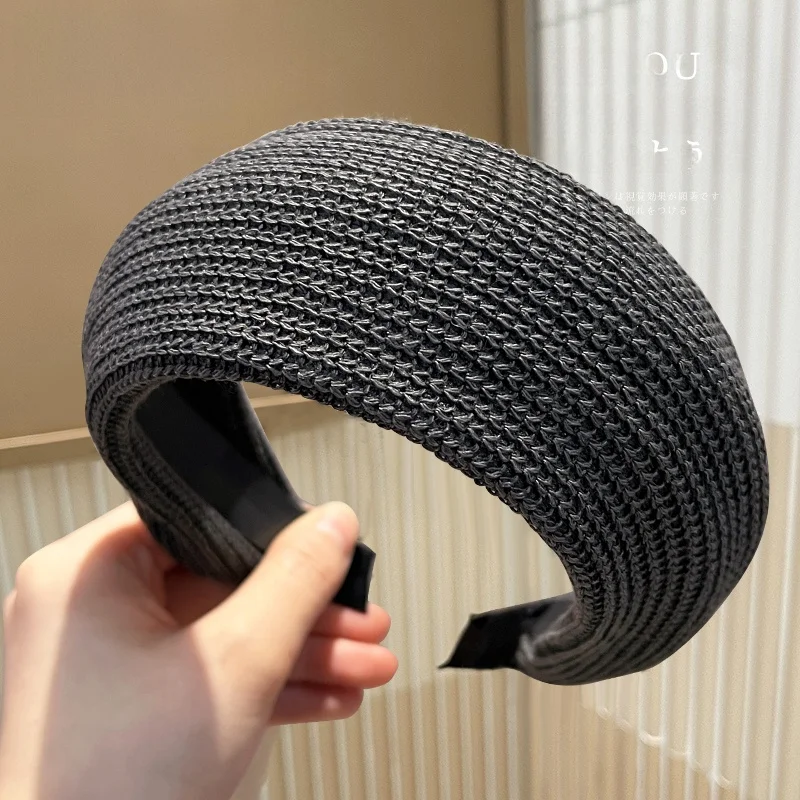 ショートヘアに合うニット帽を選ぶべきタイミングは？前髪なしでかっこよく見えるスタイルの鍵はここ！