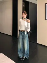 刺繍デザインの斜め肩ニットトップス【長袖・秋用・フィットデザイン】