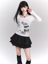 ホワイト長袖Tシャツ【レディース・春秋用・シンプルデザイン】