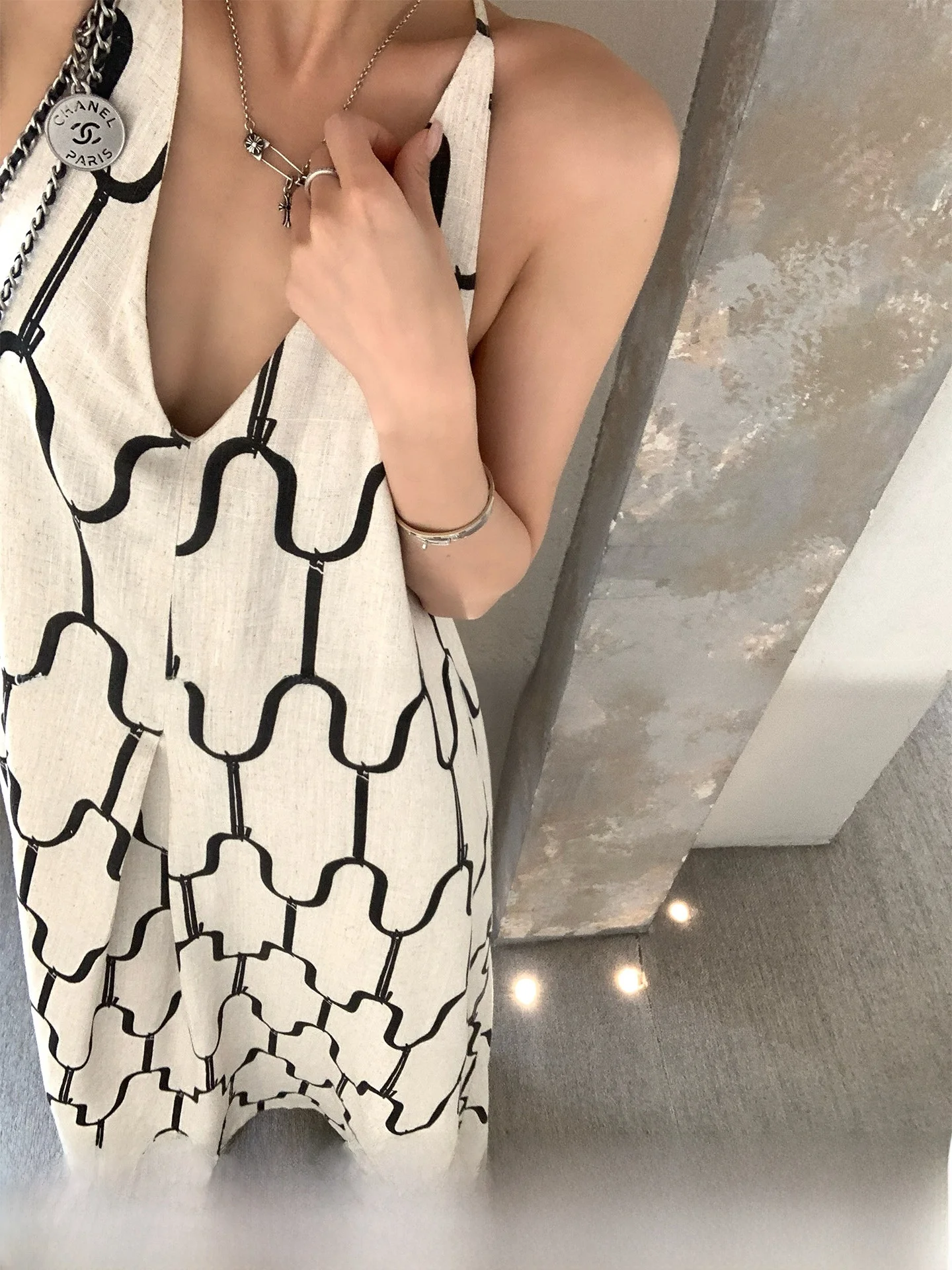 夏のグランピングで着るレディース服装のベストな選び方は？厳選5選