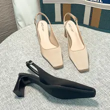 ワインレッドのスクエアトゥハイヒールサンダル【太ヒール・夏用・バックストラップ付き】