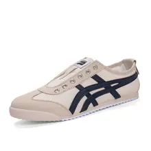 秋季新作 スリッポンタイプ 通気性のあるカジュアルシューズ【柔らかいソール・キャンバス地・若者向け】