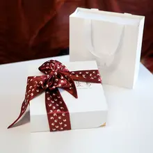 豪華感あるギフトボックス付き！赤い錦鯉ネックレスとイヤリングのジュエリーセット（セットアップ対応）