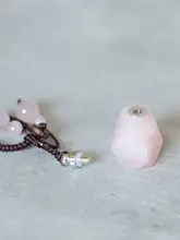 天然水晶粉晶の香水瓶・精油瓶付きキーホルダー【おしゃれなアクセサリー・プレゼントにも最適】