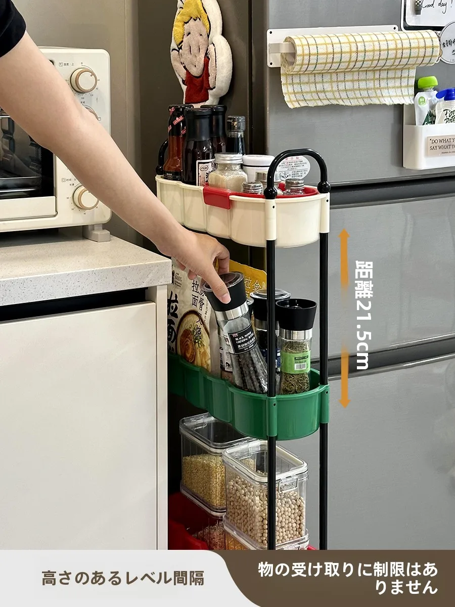 デッドスペースに収納棚を設置するとき、どうやって「取りやすく」するの？