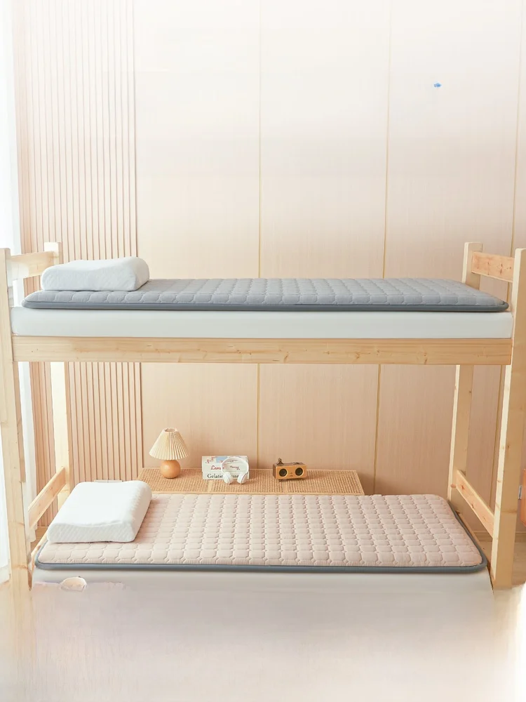 2段ベッドマットレスは本当に疲れにくいの？学生用の薄型折りたたみマットレスが解決する理由