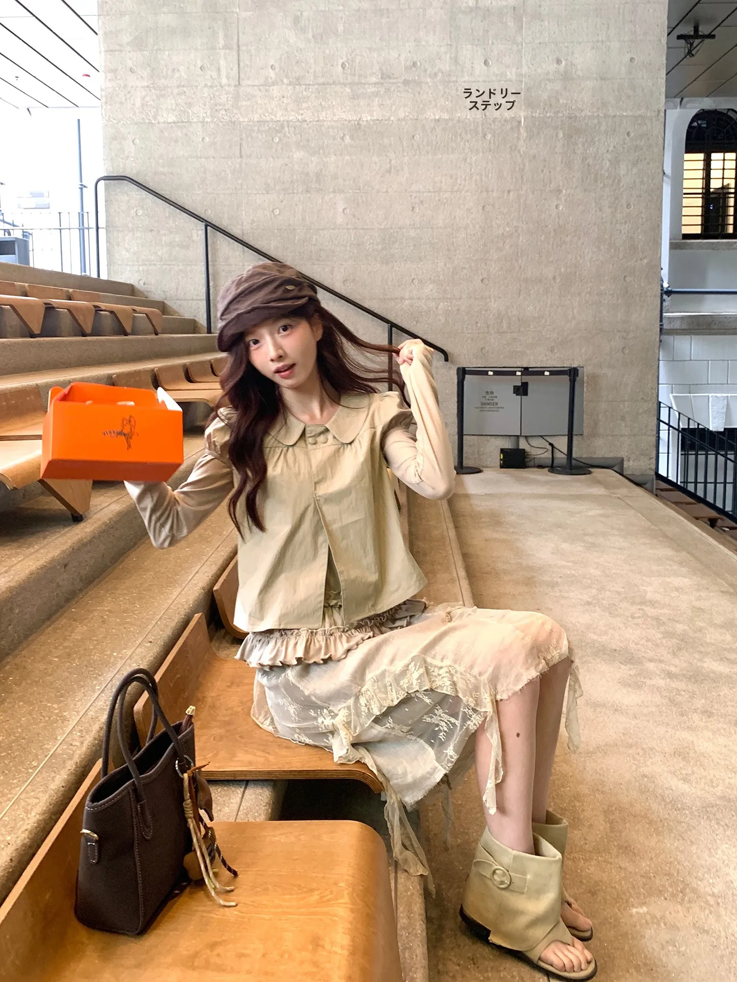 パフスリーブはなぜ今、若い女性の日常に不可欠なのか？