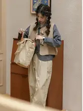 カーキ色の工装カジュアルパンツ【女性用・ワイドレッグ・春向け】