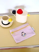刺繍デザインの旅行用洗面ポーチ【化粧品・文房具収納に最適】