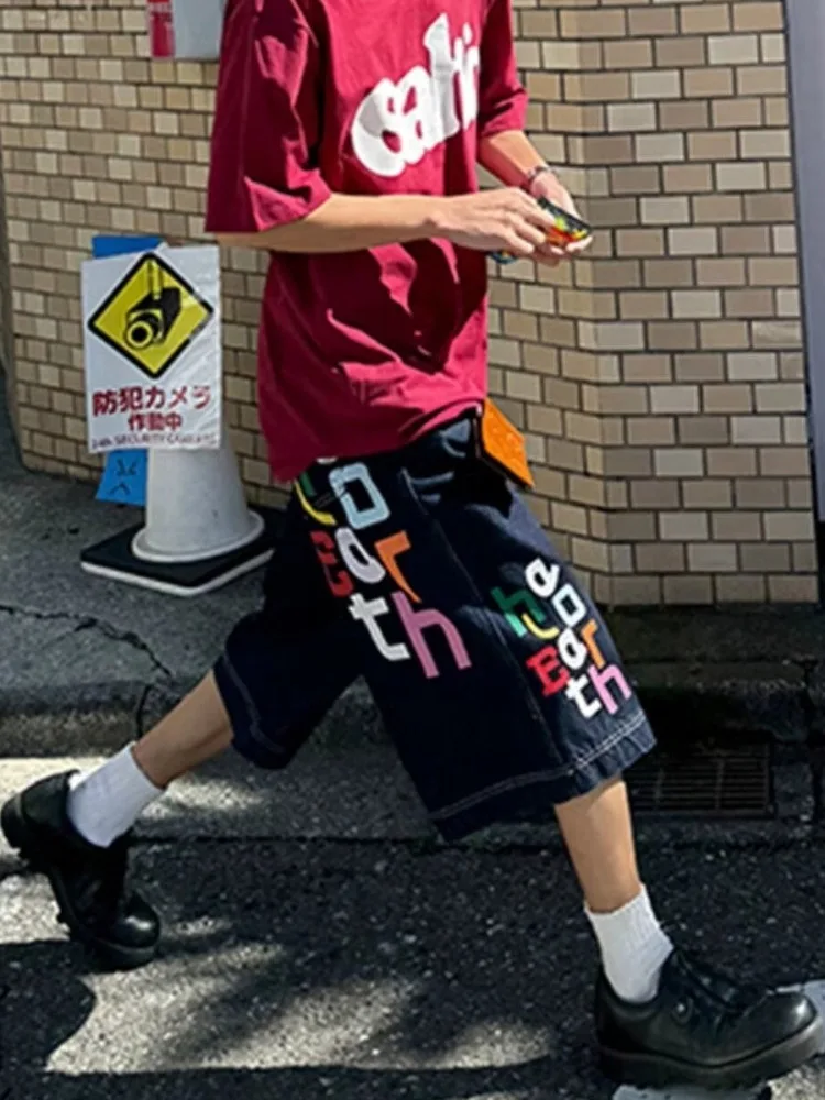 カジュアルコーデメンズの取り入れ方は？4選で日常からオフィスまで自在に活用できる