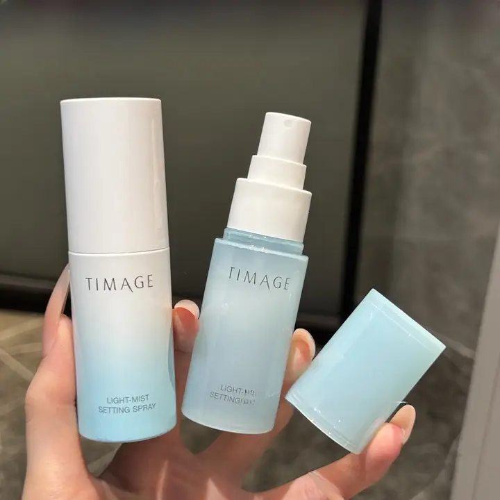 メイク持続力アップ！軽やかなミスト状フィニッシングスプレー【保湿・化粧崩れ防止】