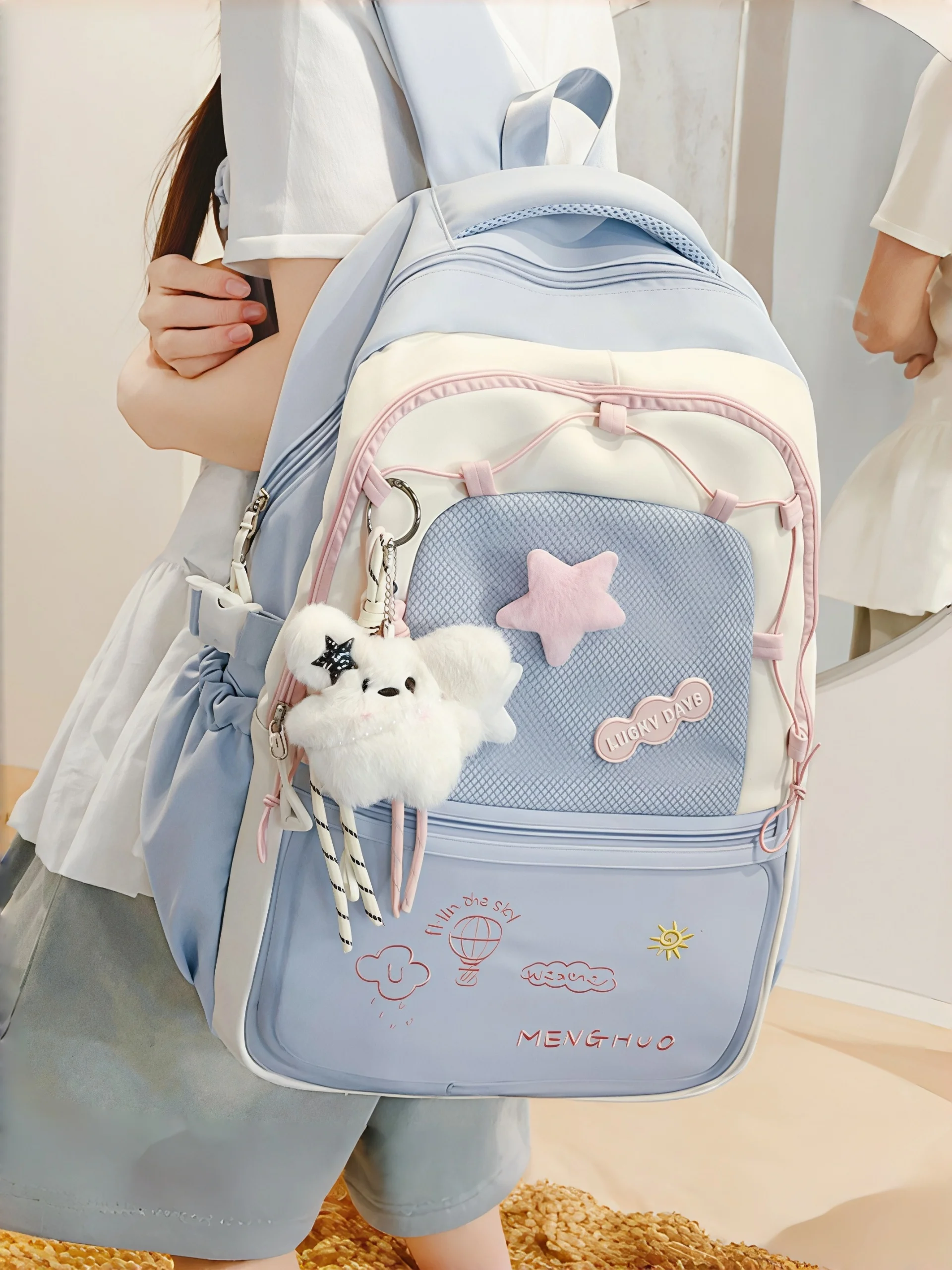 中学生女子用リュックは、ボックス型で軽量でデザイン性の高いものにすべき？